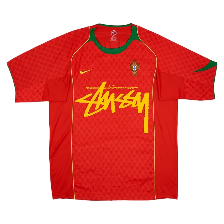 Camiseta Edición Especial Retro Portugal x Stüssy